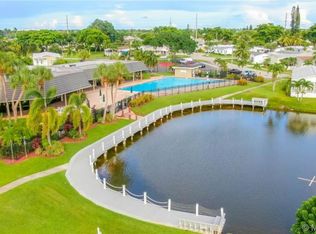 1267 SW 114th Ave, Davie, FL 33325