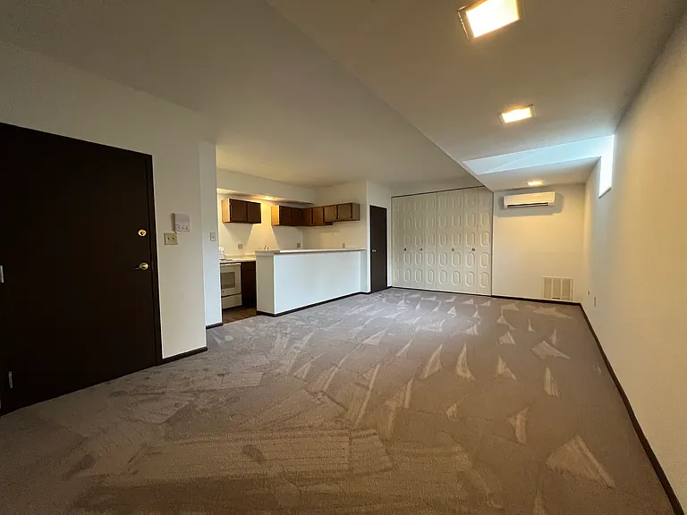 Wellington One Apartments — Photo 27