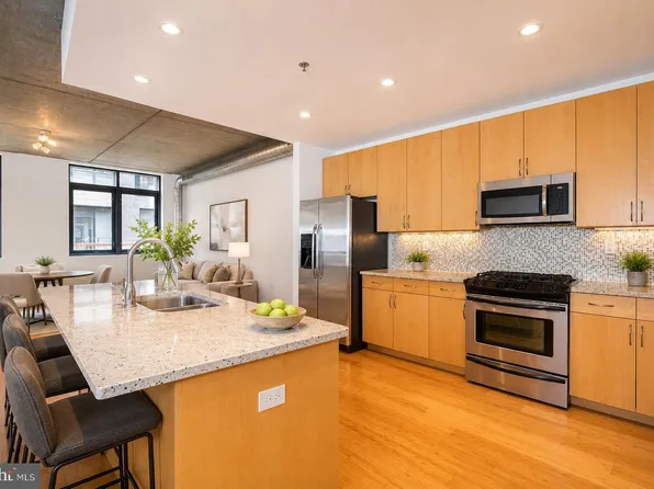 1352 South St Unit 213, Philadelphia, PA 19147