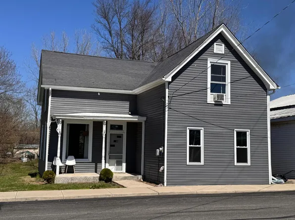 14534 Main St, Moores Hill, IN 47032