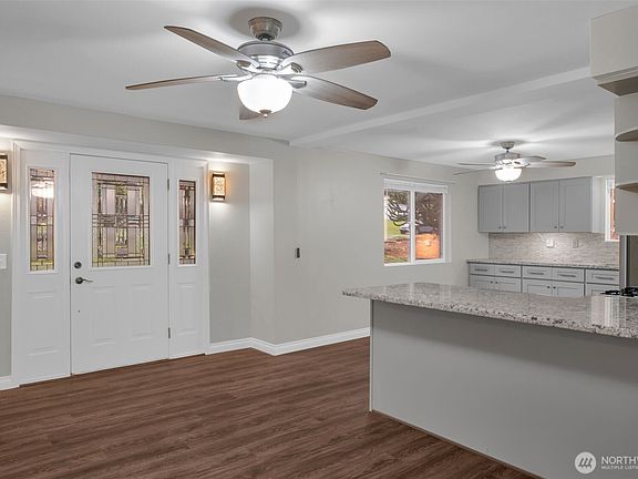 4th image of 9901 59th Avenue Ct E
