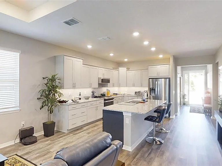 5655 SW 78th Avenue Rd — Photo 8