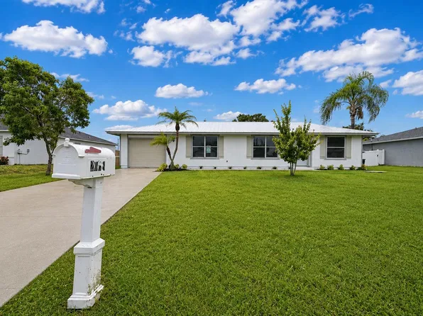 2068 SW Morelia Lane, Port St Lucie, FL 34953