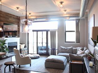 1301 W Madison St APT 317, Chicago, IL 60607