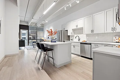 The Residences at Tesson Ridge Photo 1