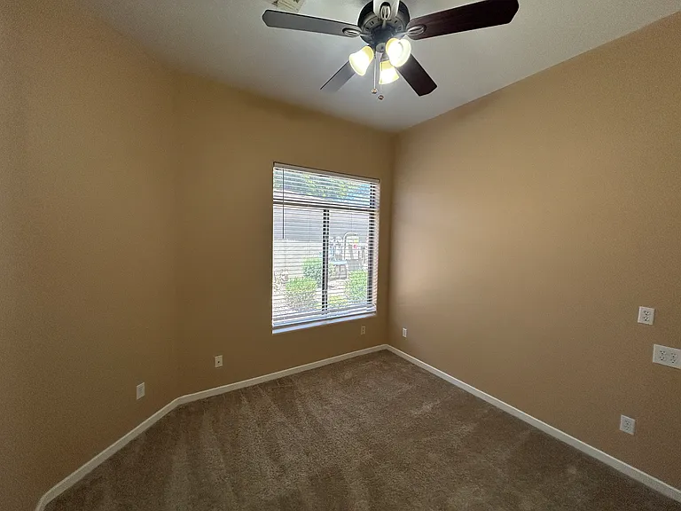 2041 E Fawn Dr — Photo 42