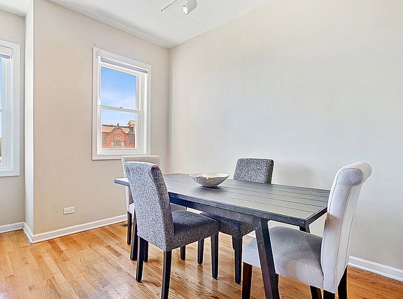 4th image of 4346 S Lake Park Ave #3