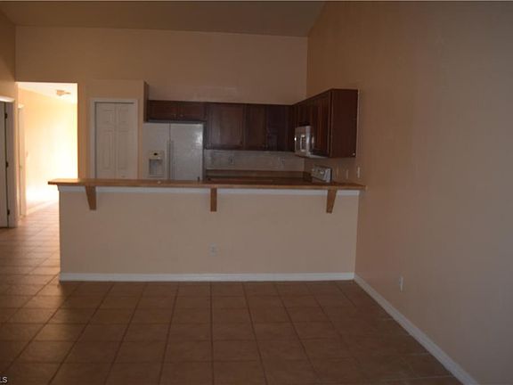 3rd image of 2408 Mansfield Ave S