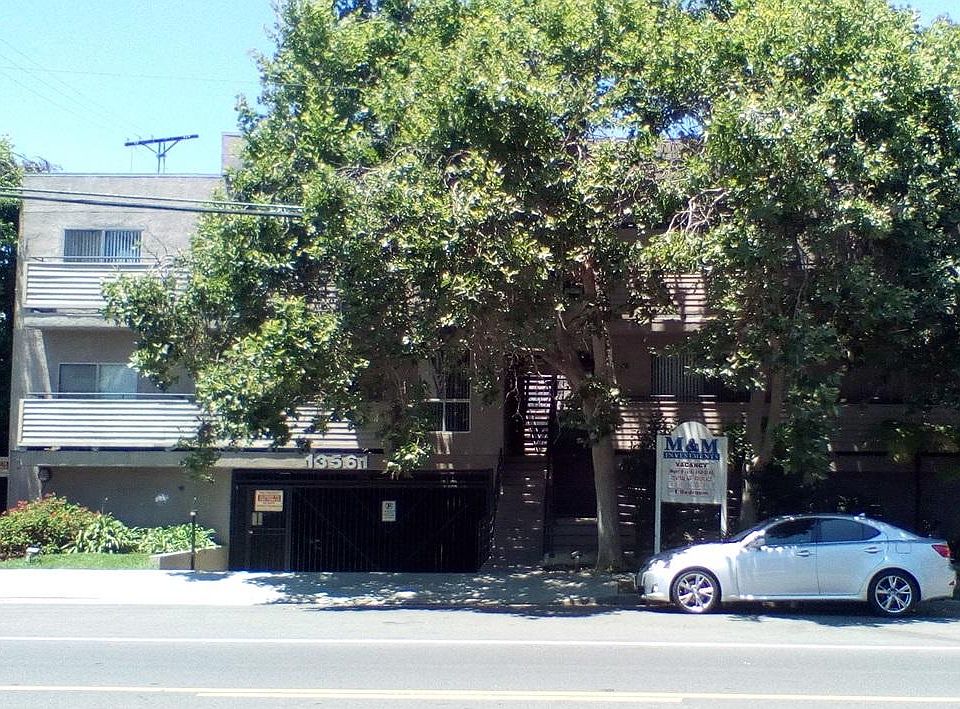 1st image of 13561 Moorpark St APT 106