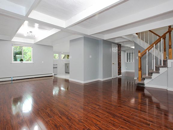 4th image of 7 Fraternity Ln