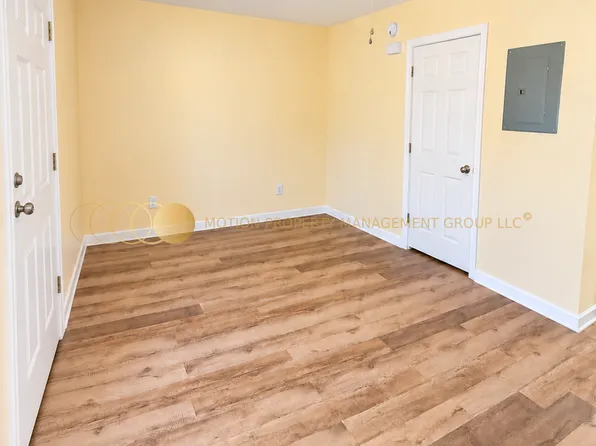 403 Vienna St, 403 Vienna St #D, Fort Valley, GA 31030