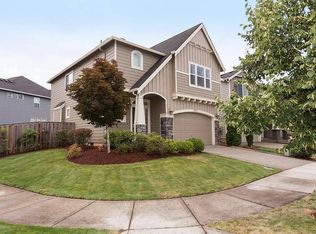 16575 SE Windswept Waters Dr, Damascus, OR 97089