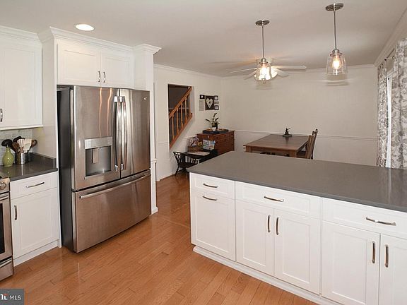 5th image of 3852 Mohr Oak Ct