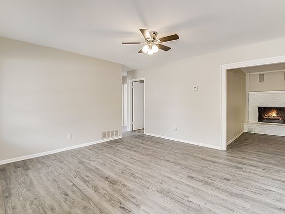 5th image of 4322 Sun Gate St