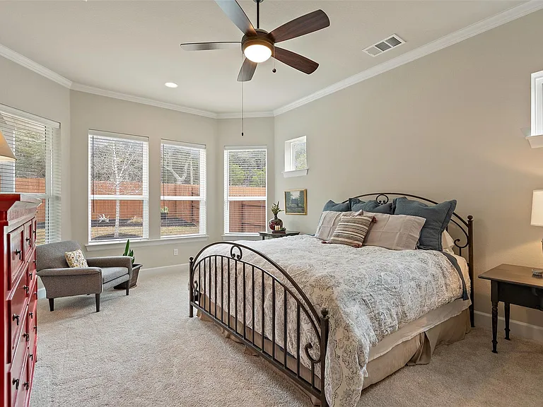 362 Dayridge Dr — Photo 15