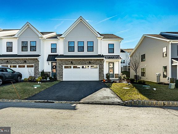 2nd image of 581 Trifecta Rd