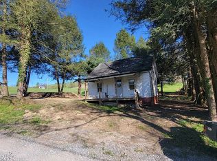 1307 Gallus Rd, Morgantown, WV 26501