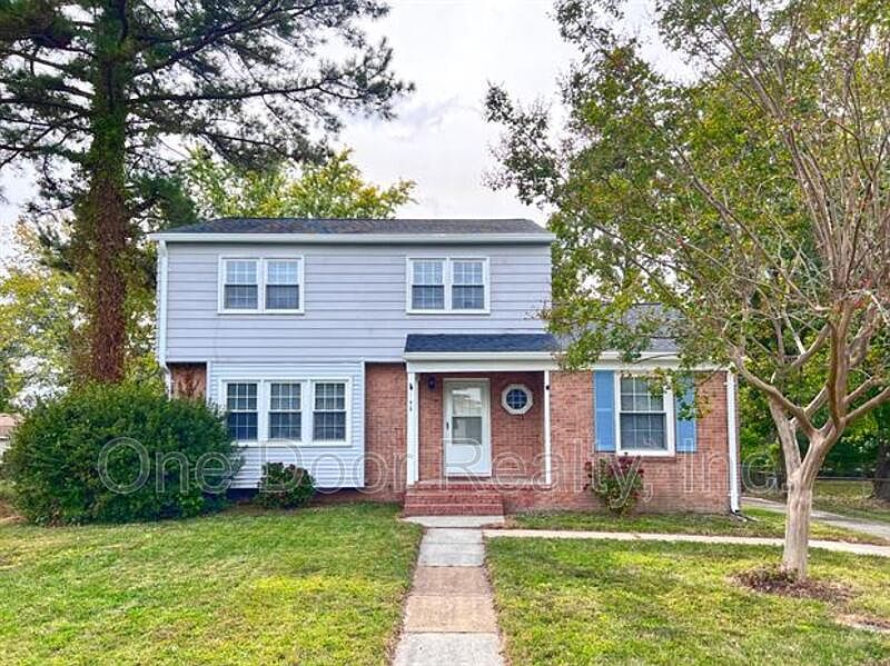 1st image of 168 Sheppard Dr