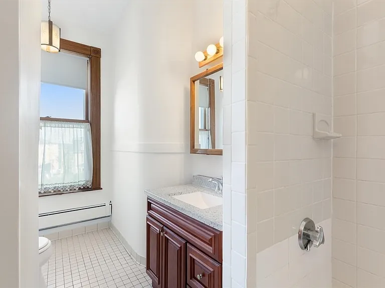 79 Prospect St #2 — Photo 21