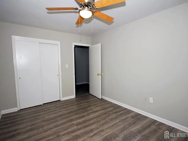 1 Orchid Ct — Photo 16