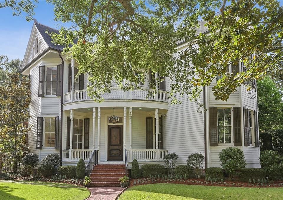 1st image of 2308 Prytania St
