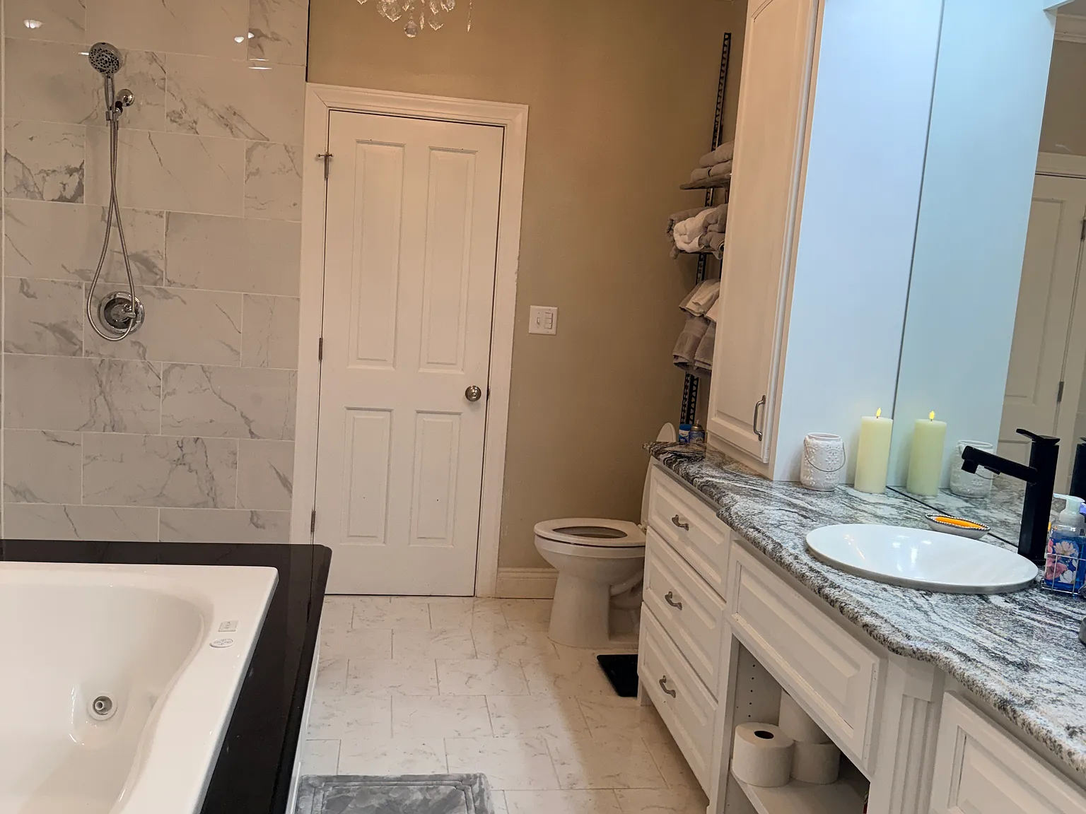 2 bed, 1800 sqft, $3,000 — Photo 3
