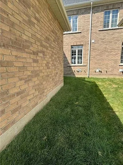 221 Clockwork Dr — Photo 18