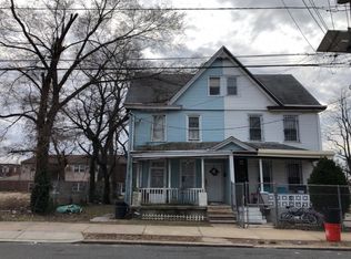 1107 No 33 St, Camden, NJ 08105