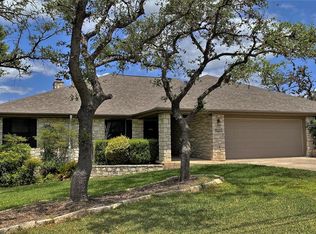 432 W Crest Ln, Kerrville, TX 78028