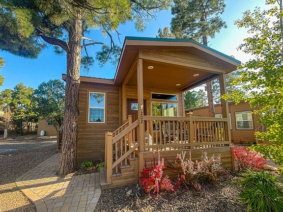 5th image of 3851 Vacation Village Dr #202