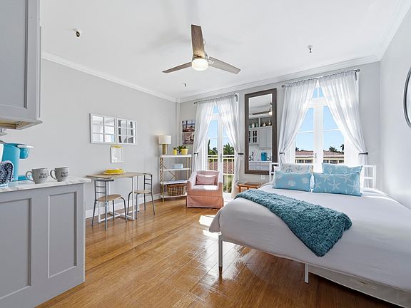 2nd image of 235 Sunrise Avenue #3013