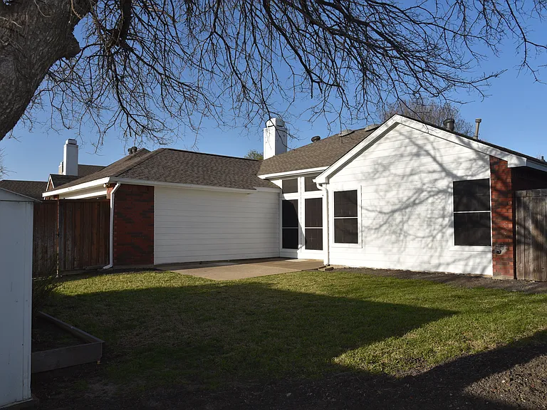 7025 Blalock Dr — Photo 23