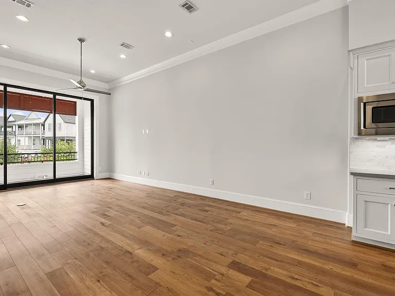 8711 Oak Kolbe Ln — Photo 17