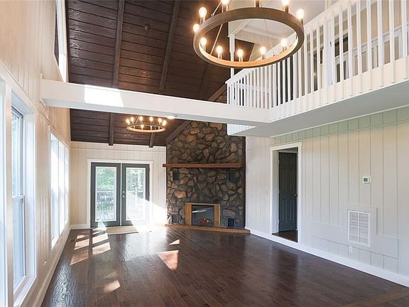 5th image of 548 McCurdy Rd