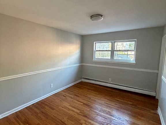 5th image of 411 Stuyvesant Ave #8