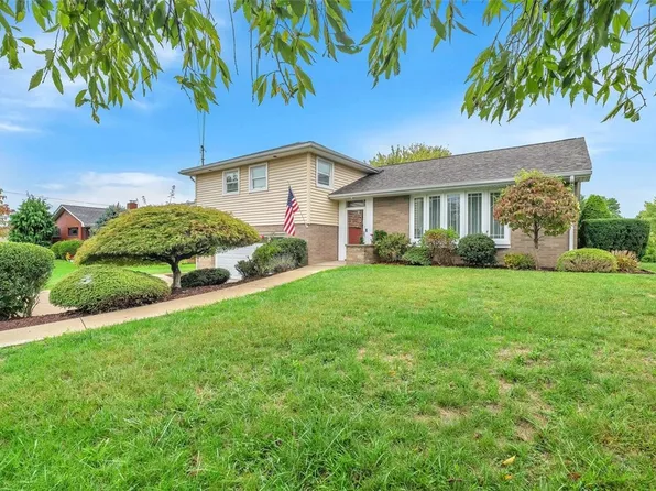 202 Meadow Dr, Elizabeth, PA 15037