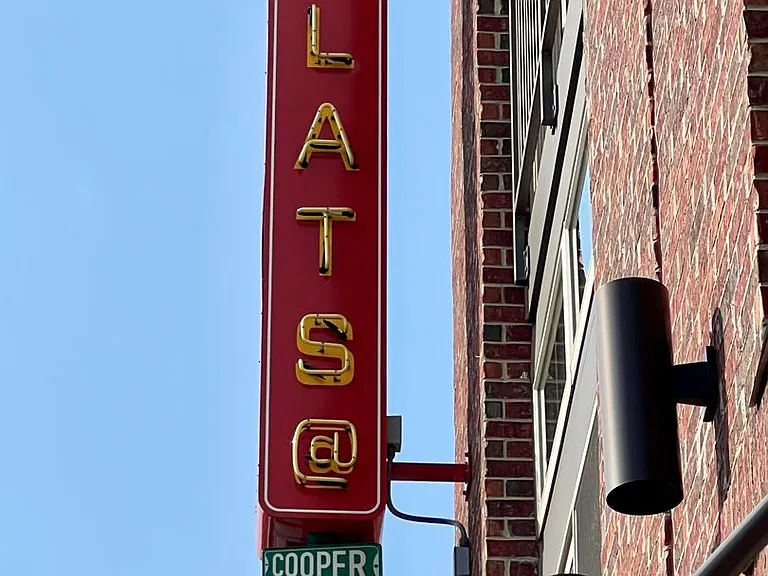 999 S Cooper St — Photo 1