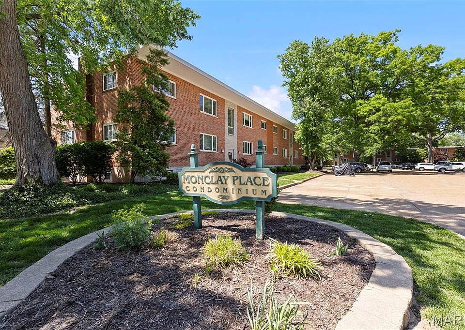 1st image of 221 Monclay Ct APT 2N