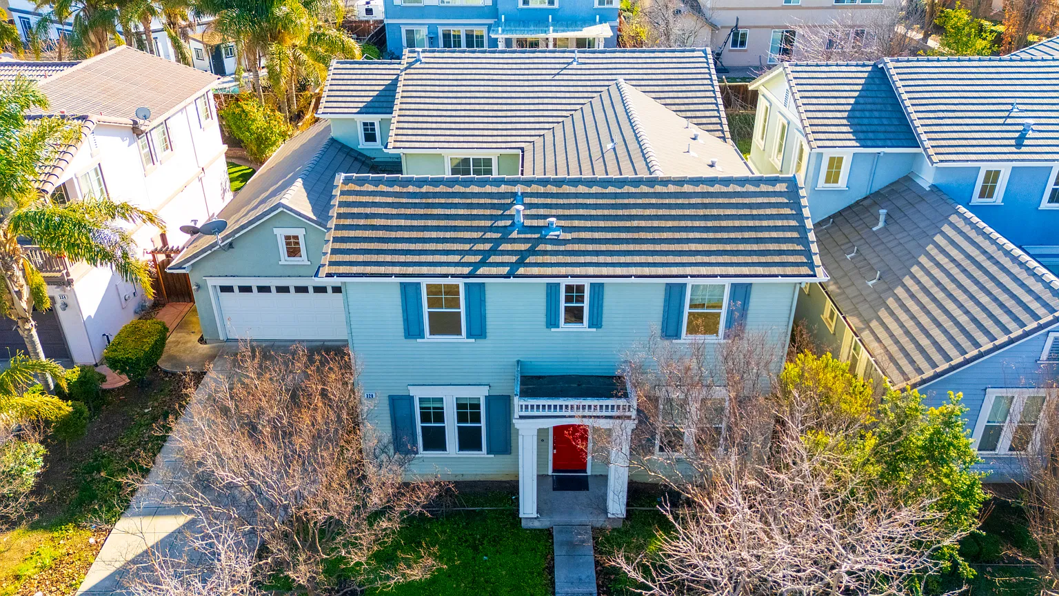 320 E Heritage Dr photo 1
