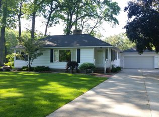 5475 Dowling St, Montague, MI 49437