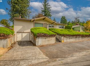 8625 NE Schuyler St, Portland, OR 97220