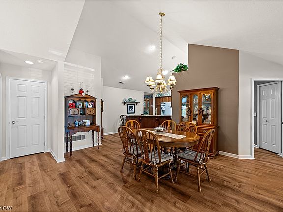 4th image of 5304 Sundance Way