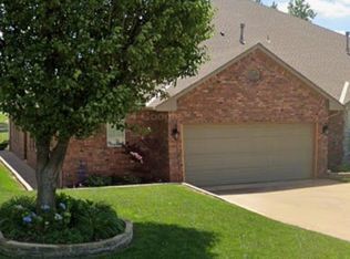 12007 Ashford Dr, Yukon, OK 73099