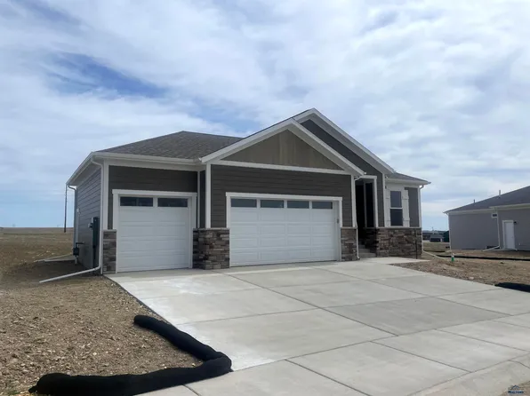312 Miriam Ct, Rapid City, SD 57701