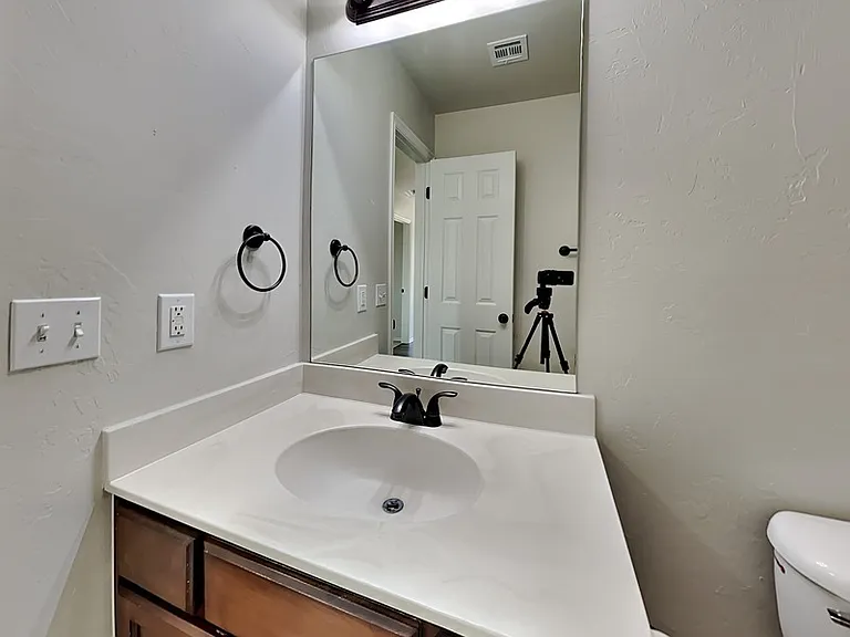 2165 Robin Ridge Ln — Photo 15