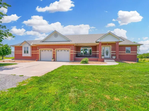 18711 SW Prairie Creek Rd, Rose Hill, KS 67133