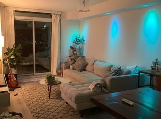 1 De Boers Dr #306, Toronto, ON M3J 0G6