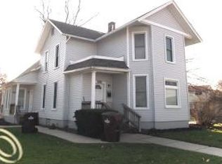 35545 Clinton St, Wayne, MI 48184