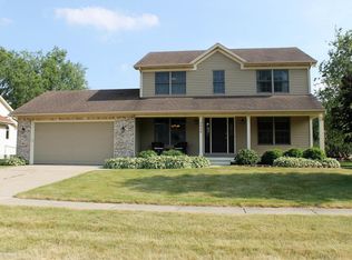 5855 Macmillan Way, Lansing, MI 48911