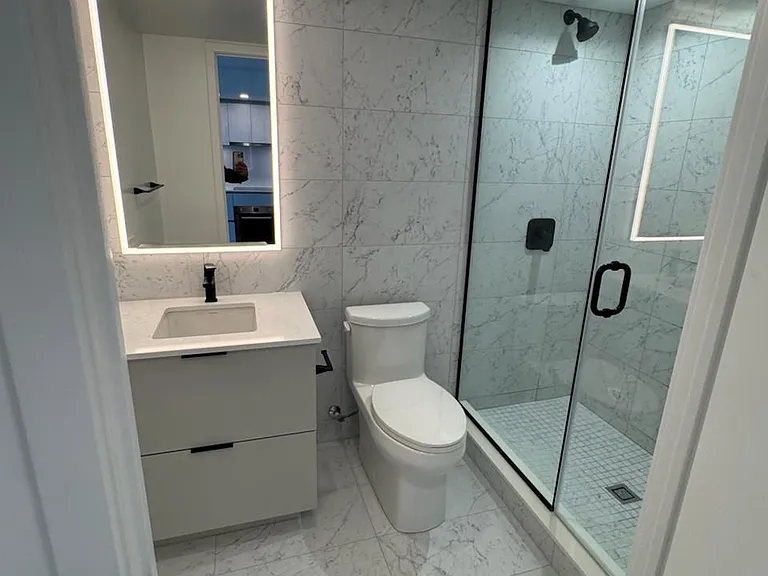 609 Sherbourne St #1909 — Photo 15